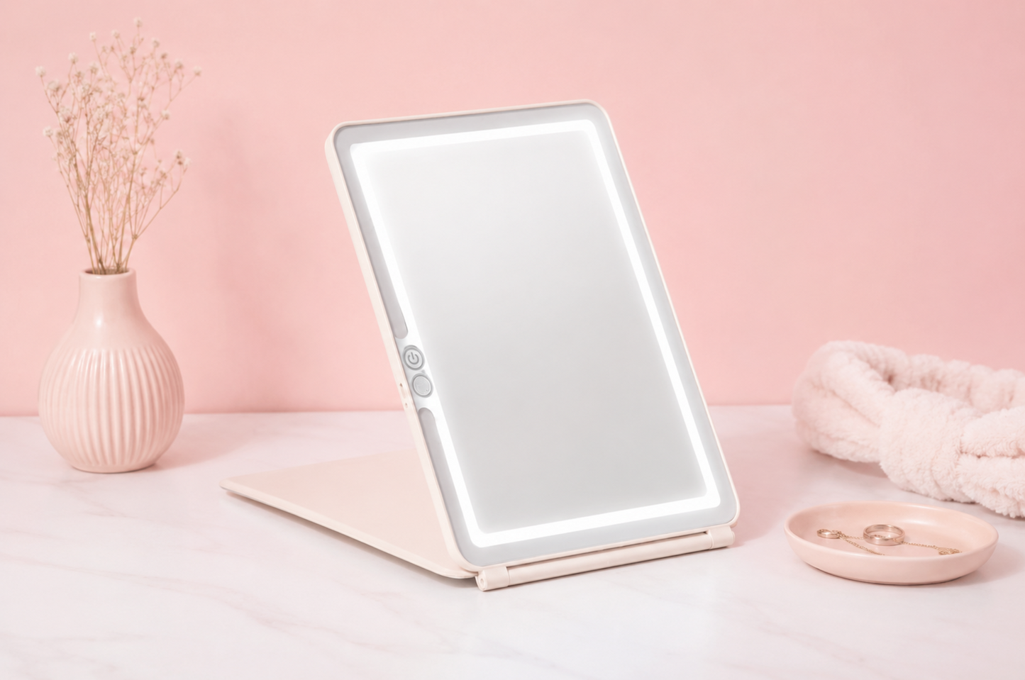 Honesta LED travel mirror